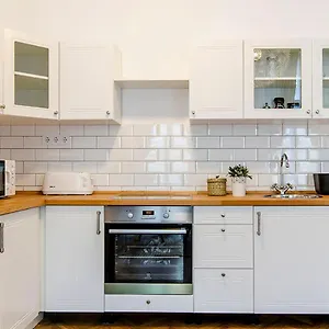Apartamento Cozy 2 Bedroom In Terez Boulevard., Budapest