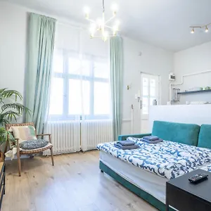 Apartamento Stylish Broadway Near Parliament Z30, Budapest